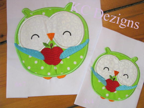 Cute Owl Holding Apple: A Perfect Back to School Design